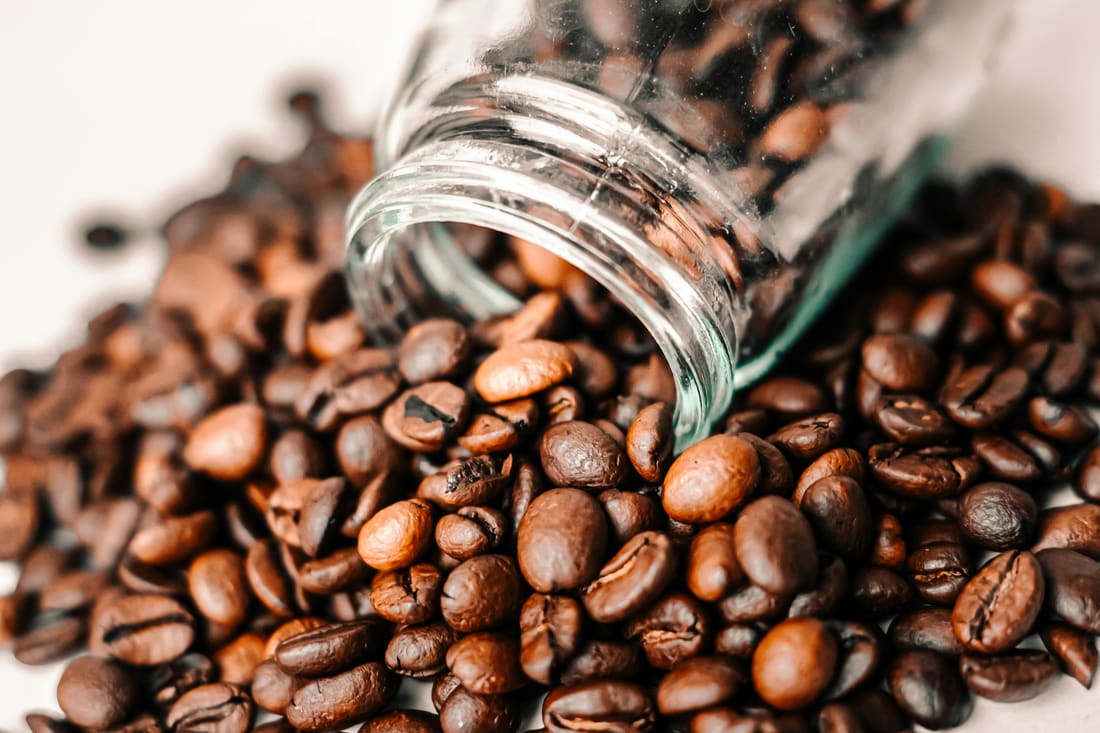 Närbild på kaffebönor för premiumkaffe